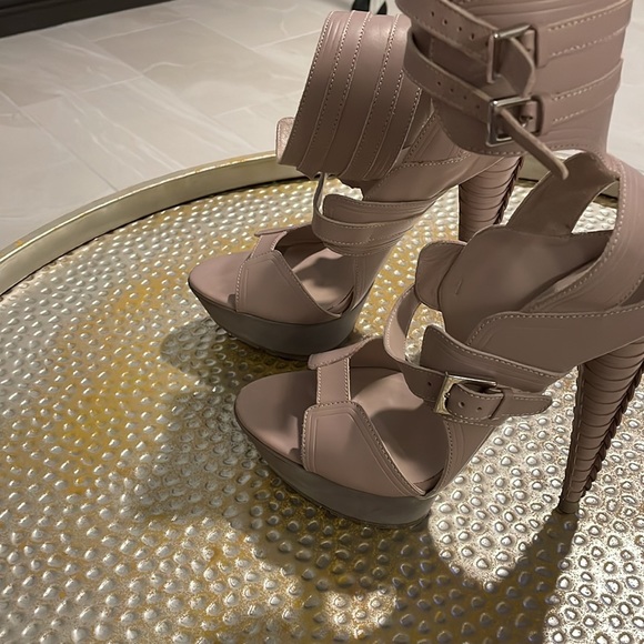 Salvatore Ferragamo Platform Sandals - Picture 3 of 8